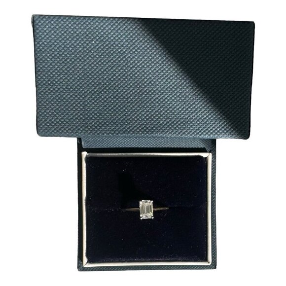 0.93kt LAB-GROWN DIAMOND Engagement Ring Solitaire Emerald Blue Nile 14k GOLD - Picture 6 of 11